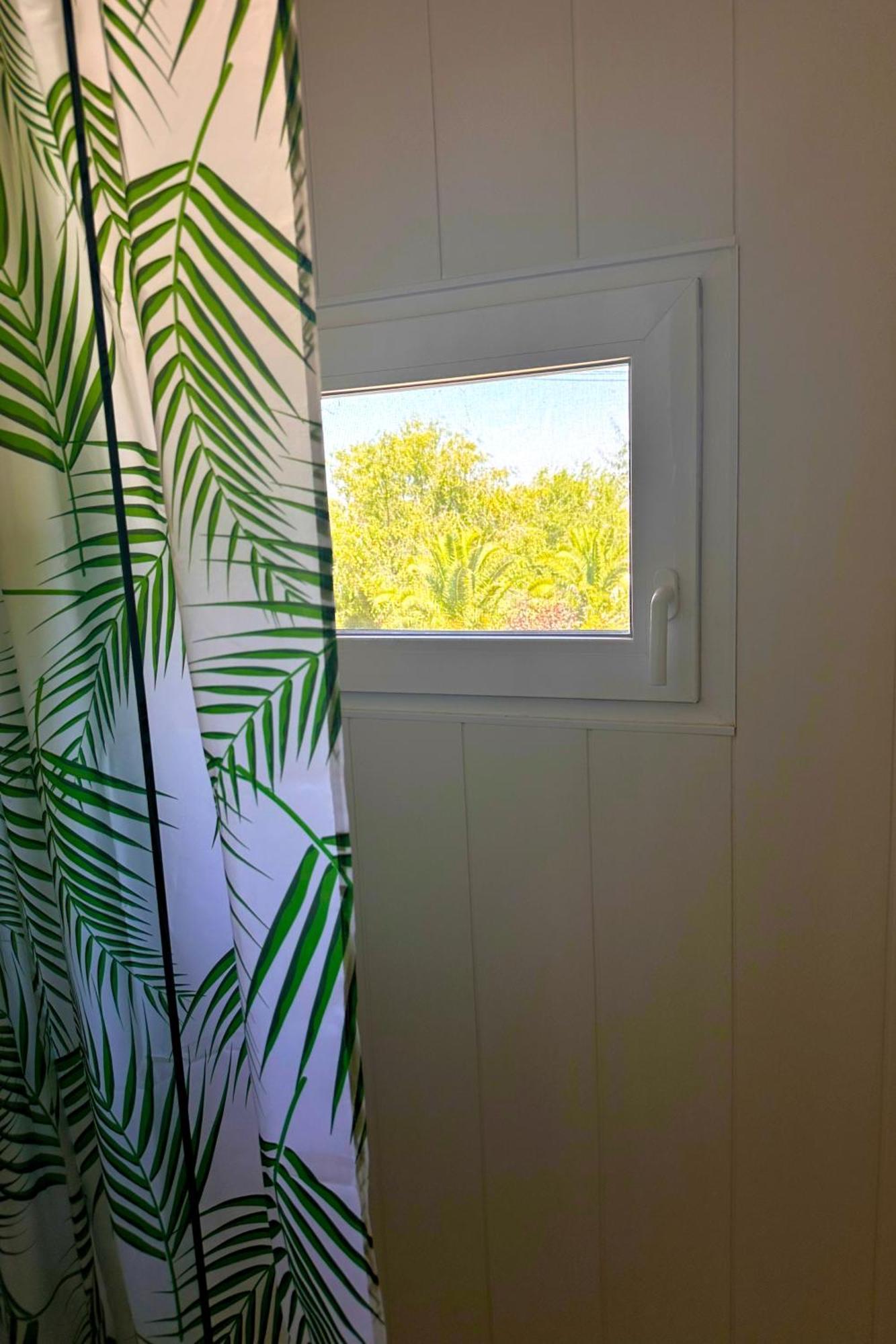 Fee4Me Cabin With Pool And Garden ซานมาร์ตินเดลาเวกา ภายนอก รูปภาพ