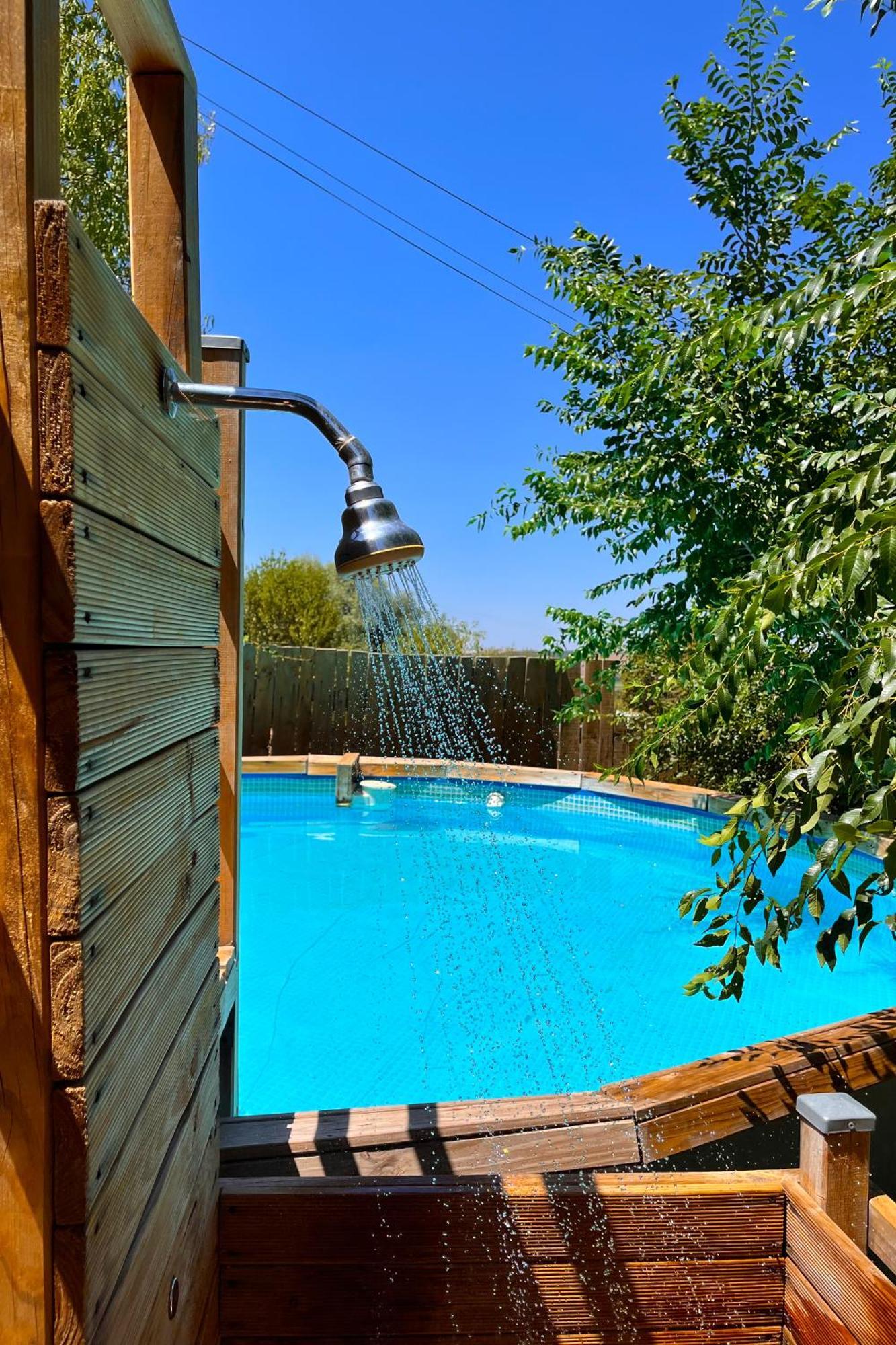 Fee4Me Cabin With Pool And Garden ซานมาร์ตินเดลาเวกา ภายนอก รูปภาพ